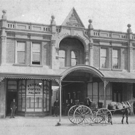 The Old Federal Coffee Palace 론서스턴 외부 사진